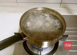 玉米萝卜排骨汤的做法图解5