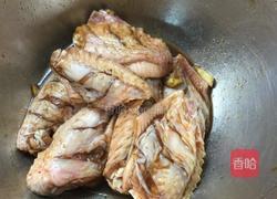 空气炸锅版黑椒汁鸡翅的做法图解1