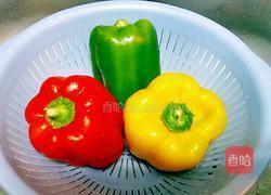 蒜蓉炒彩椒的做法图解1