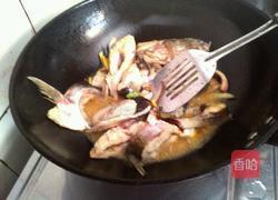 红烧鲢鱼的做法图解3