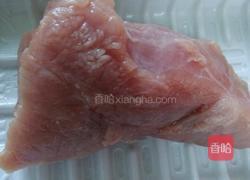 瘦肉平菇汤的做法图解1