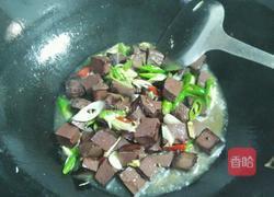 爆炒猪血的做法图解3