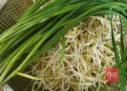 绿豆芽炒肉沫的做法图解1