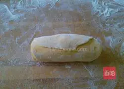 Illustration of how to make rose steamed buns 11