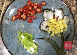 彩椒炒鸡腿菇的做法图解3