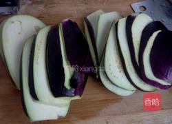 茄子煎鸡蛋的做法图解1