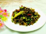 蒜苔炒鸡肾的做法[图]