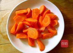 红萝卜炖牛肉的做法图解4