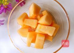 圣女果牛油果沙律的做法图解3