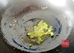 榆黄菇炒鸡蛋的做法图解9