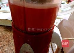 现榨西瓜汁的做法图解4