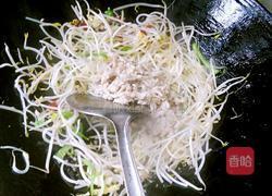 绿豆芽炒肉丝的做法图解11