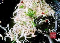 绿豆芽炒肉丝的做法图解12