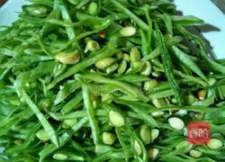 清炒扁豆丝的做法图解1