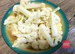 圣女果炒花菜的做法图解2