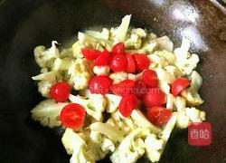 圣女果炒花菜的做法图解8