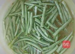 豆角炒牛肉的做法图解5