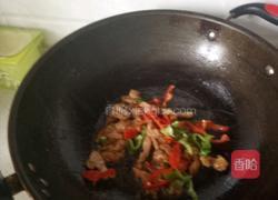 卷心菜炒肉片的做法图解4