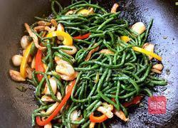 彩椒过油豇豆的做法图解10