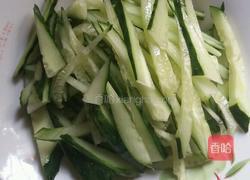 凉拌金针菇黄瓜的做法图解2