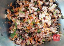 开口烧麦～胡萝卜木耳鲜肉馅的做法图解8