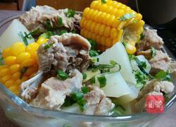 萝卜玉米骨头汤的做法图解8