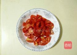 圣女果炒鸡蛋的做法图解2