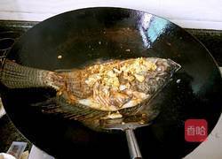 煎福寿鱼的做法图解2