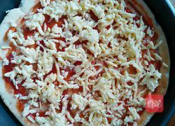 彩椒鲜虾披萨的做法图解3