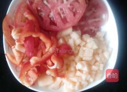 哈密瓜番茄披萨的做法图解6