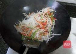 白萝卜炒粉丝的做法图解4