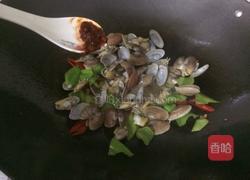 彩椒炒花甲的做法图解9