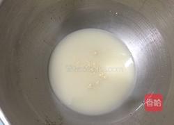 卷心菜猪肉包的做法图解2