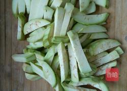 香酥椒盐茄条的做法图解2