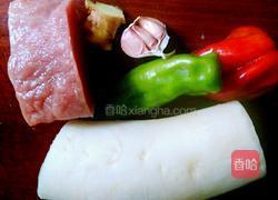 白萝卜丝炒肉丝的做法图解1