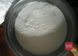 水果牛奶煎饼的做法图解2