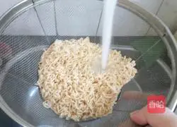 Illustration of how to make fried noodles 2