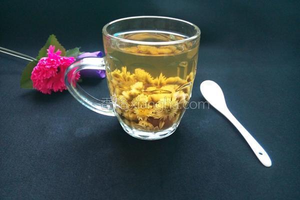 桂圆菊花茶的做法 菜谱 香哈网 桂圆菊花茶的做法 菜谱 香哈网