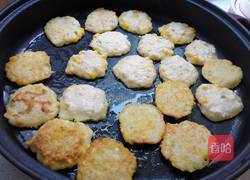 白萝卜玉米粒鸡蛋饼的做法图解9