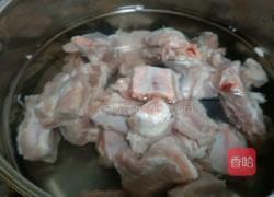 红烧排骨的做法图解1