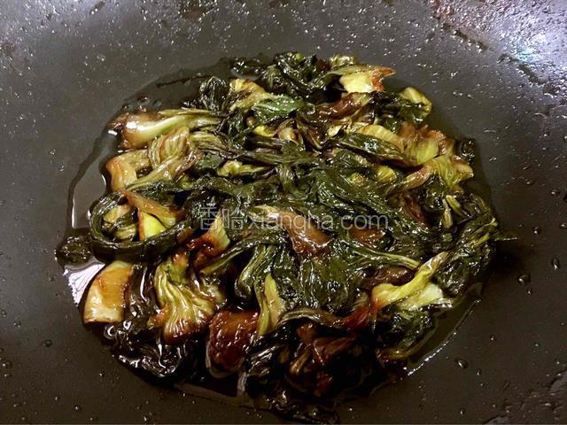 烤至菜烂水分基本快干即可