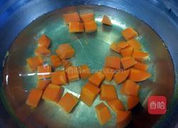 彩蔬炒虾仁的做法图解5