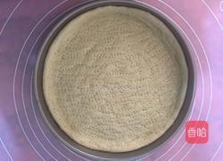 培根大虾厚底披萨的做法图解3