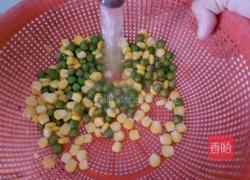 三色炒饭的做法图解2