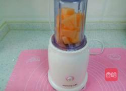 哈密瓜奶昔的做法图解4