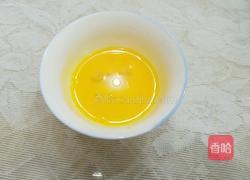 卷心菜腊肉炒饭的做法图解6