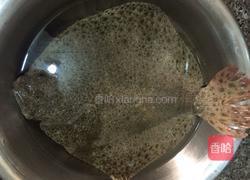 清蒸多宝鱼的做法图解1