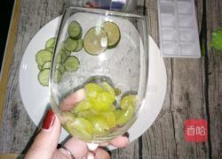 黄瓜青提的做法图解2
