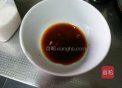 猪皮炒蒜苔的做法图解3