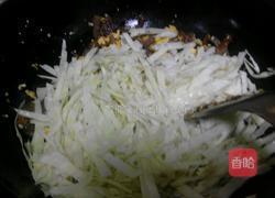 卷心菜炒凉皮的做法图解3